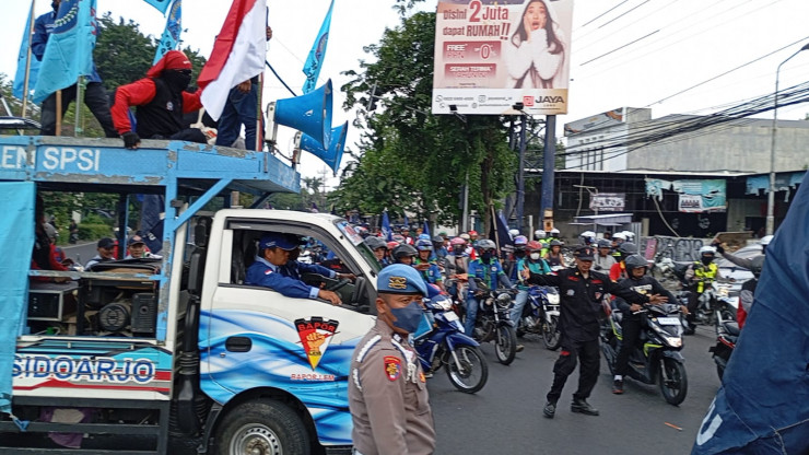 900 Personel Siap Amankan Hari Buruh di Kabupaten Sidoarjo, Kapolresta Sidoarjo: Lakukan Pengamanan Profesional dan Humanis