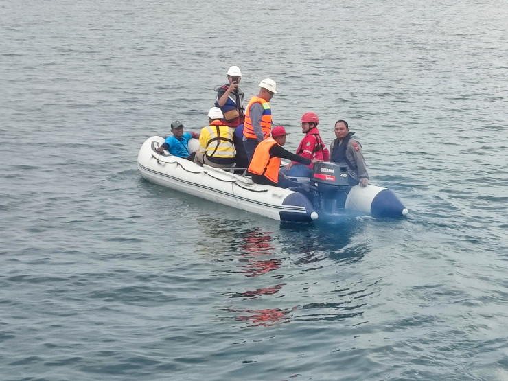 Jelang Nataru Polres Probolinggo Patroli Laut Amankan Obyek Vital